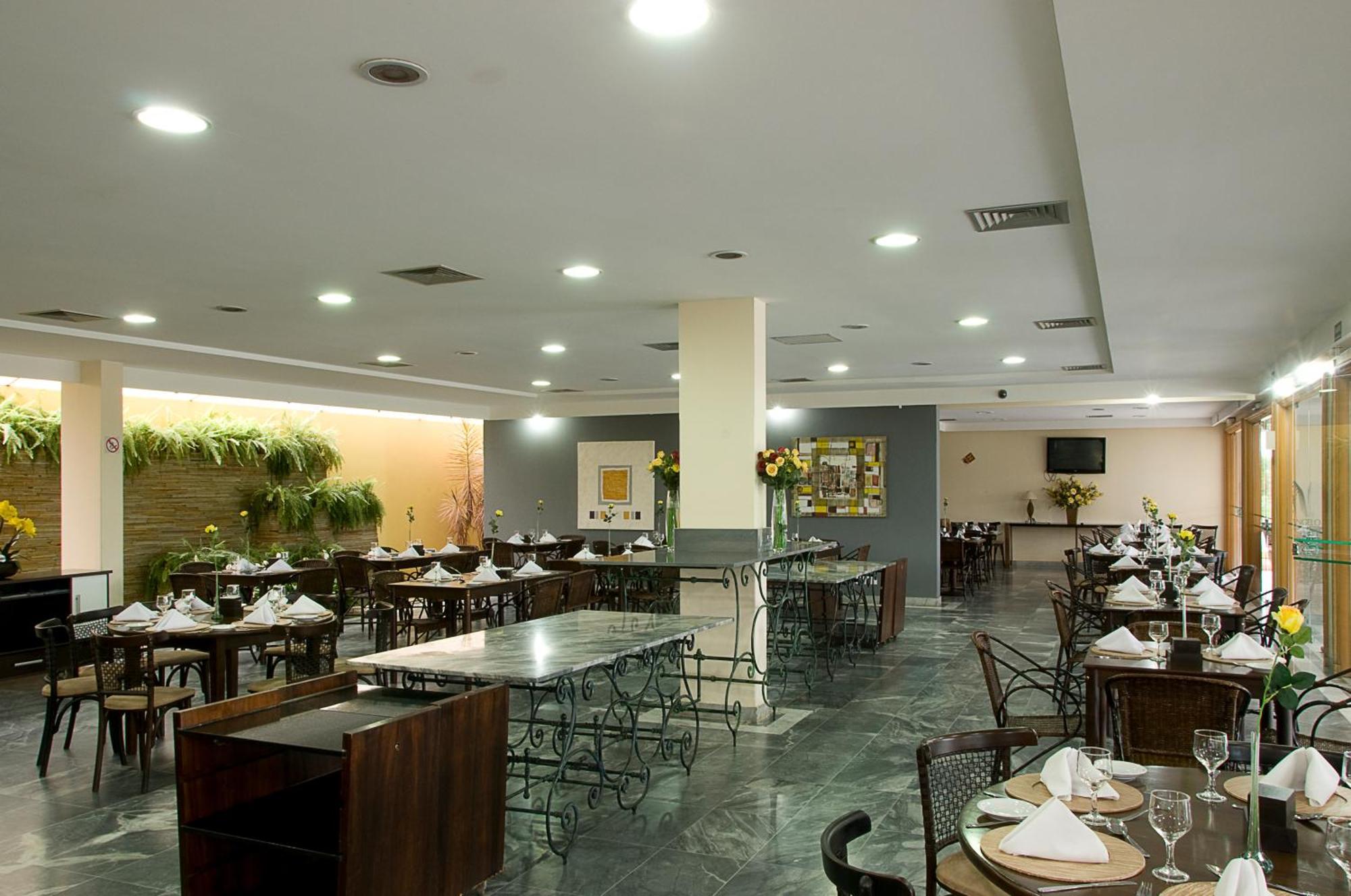 Hotel Michelangelo 상조제두히우프레투 외부 사진